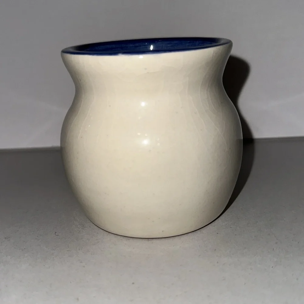 KNESSETH DENISONS Handmade and Signed Ceramic Pottery Vase 3”